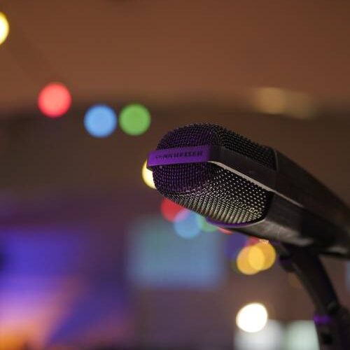 Comerciales y empresariales